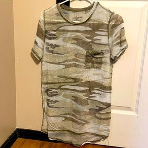 Women’s Camo Tee